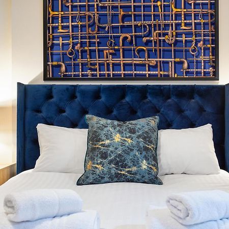 לונדון Elegant Kensington Apartment With Patio מראה חיצוני תמונה