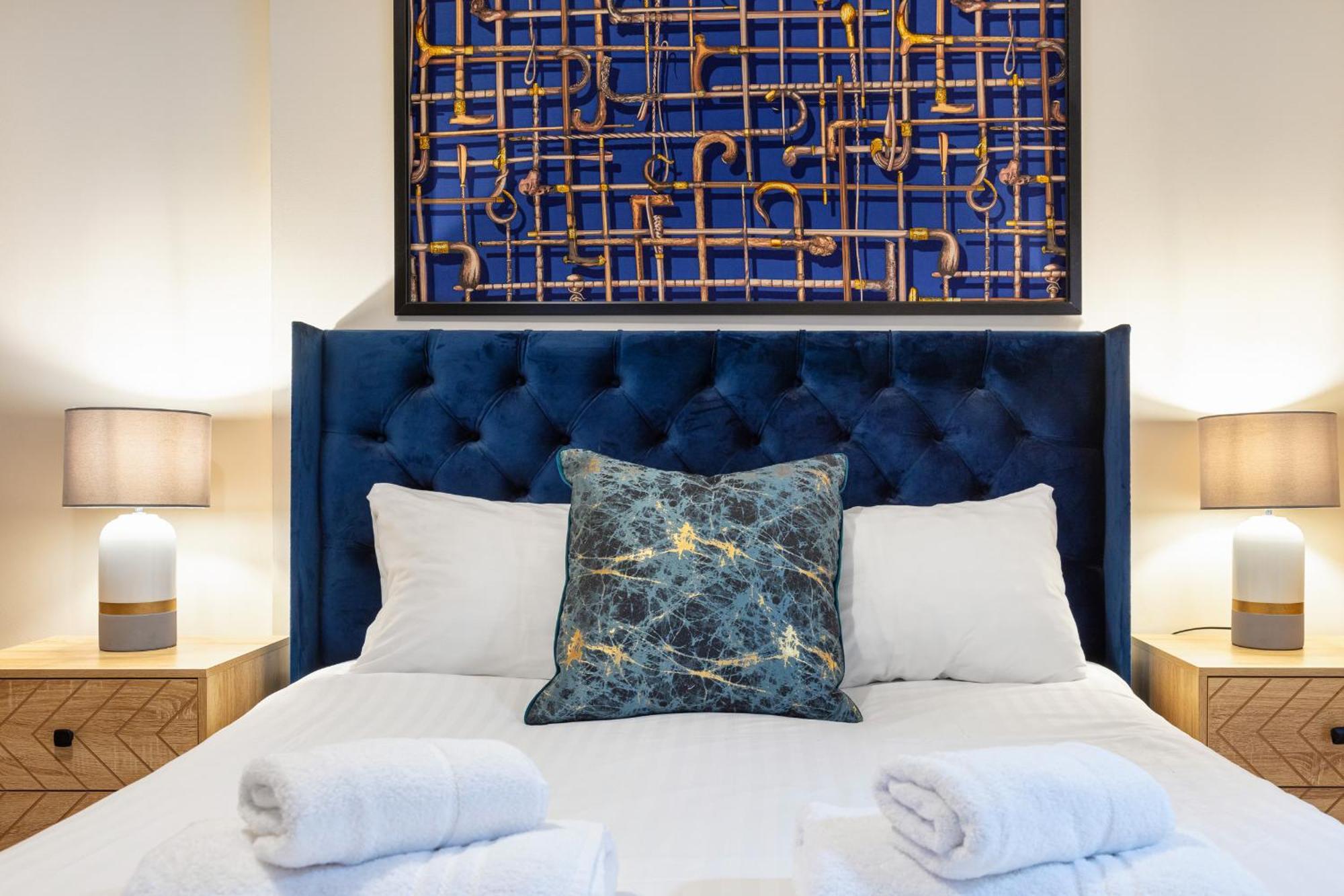 לונדון Elegant Kensington Apartment With Patio מראה חיצוני תמונה